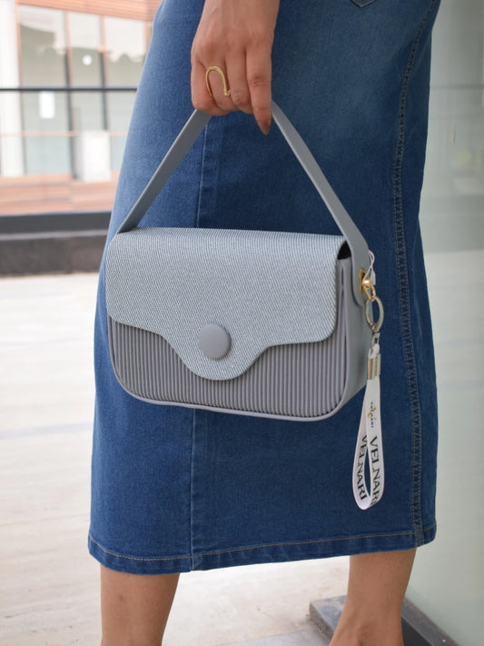 Moonmist Sling